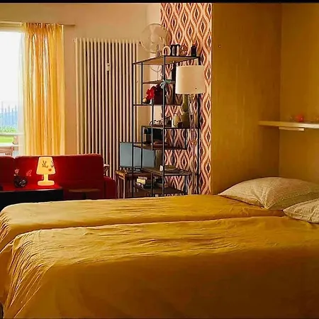 Yellow House - * Lugano
