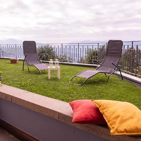 Yellow House - Apartamento