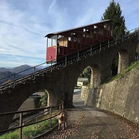 Yellow House - شقة